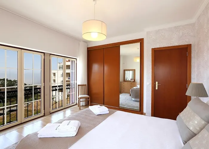 T4-sea View By Nazpina *