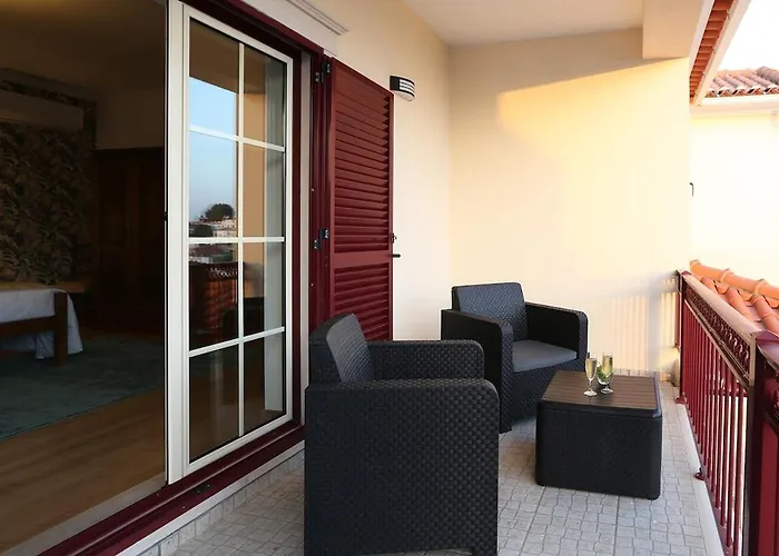 Daire T4-sea View By Nazpina